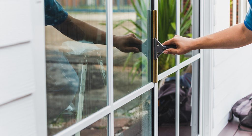 Window Film Blocks Heat at the Glass