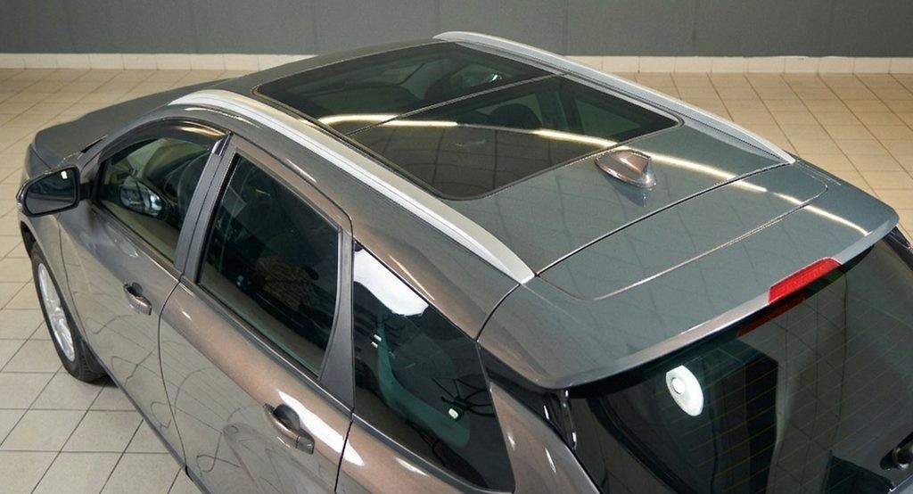 What the Law Says About Roof Tint